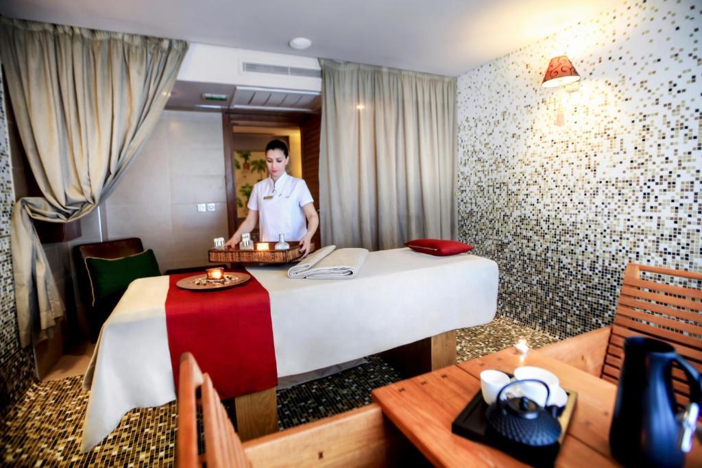 The Russelior & Hotel 5*