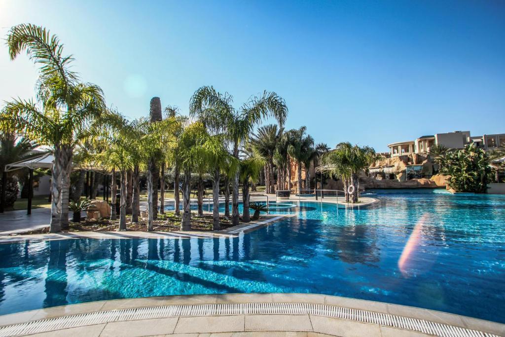 Hotel The Russelior & 5*